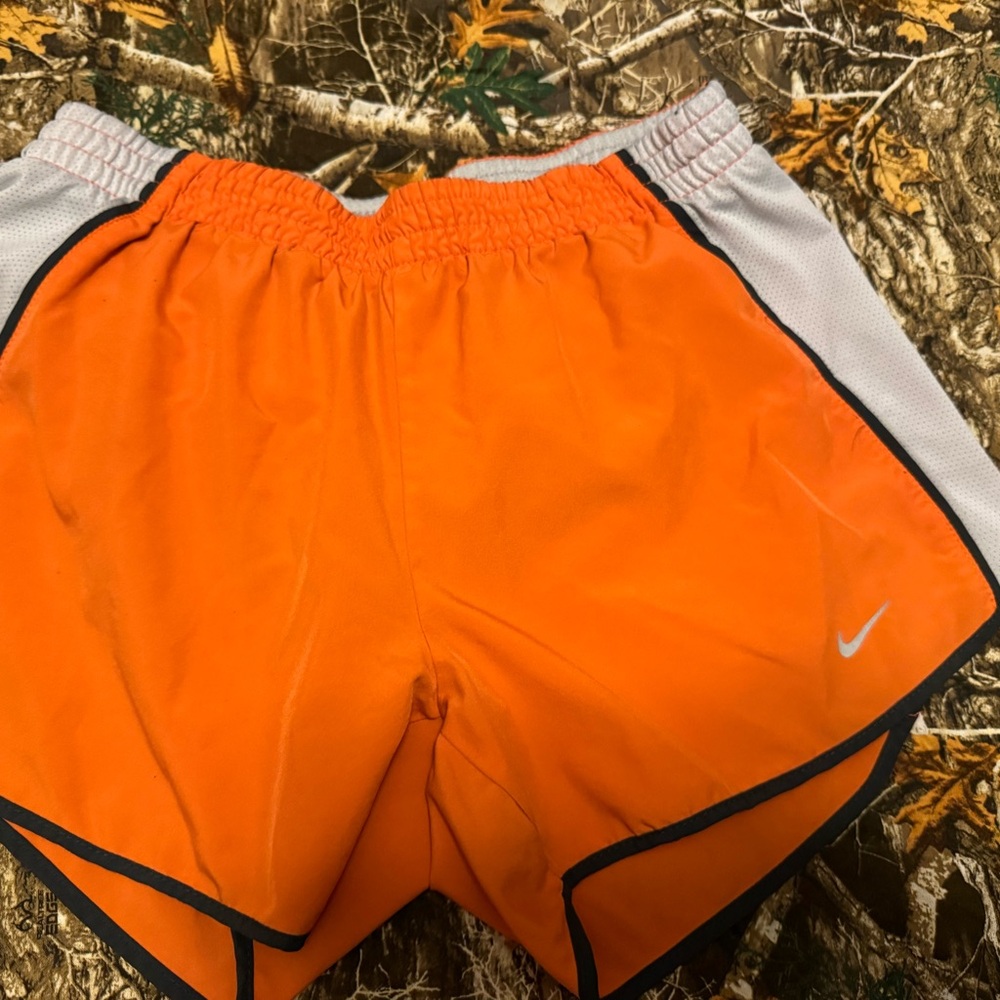Nike Women’s Orange Athletic Shorts Size S
